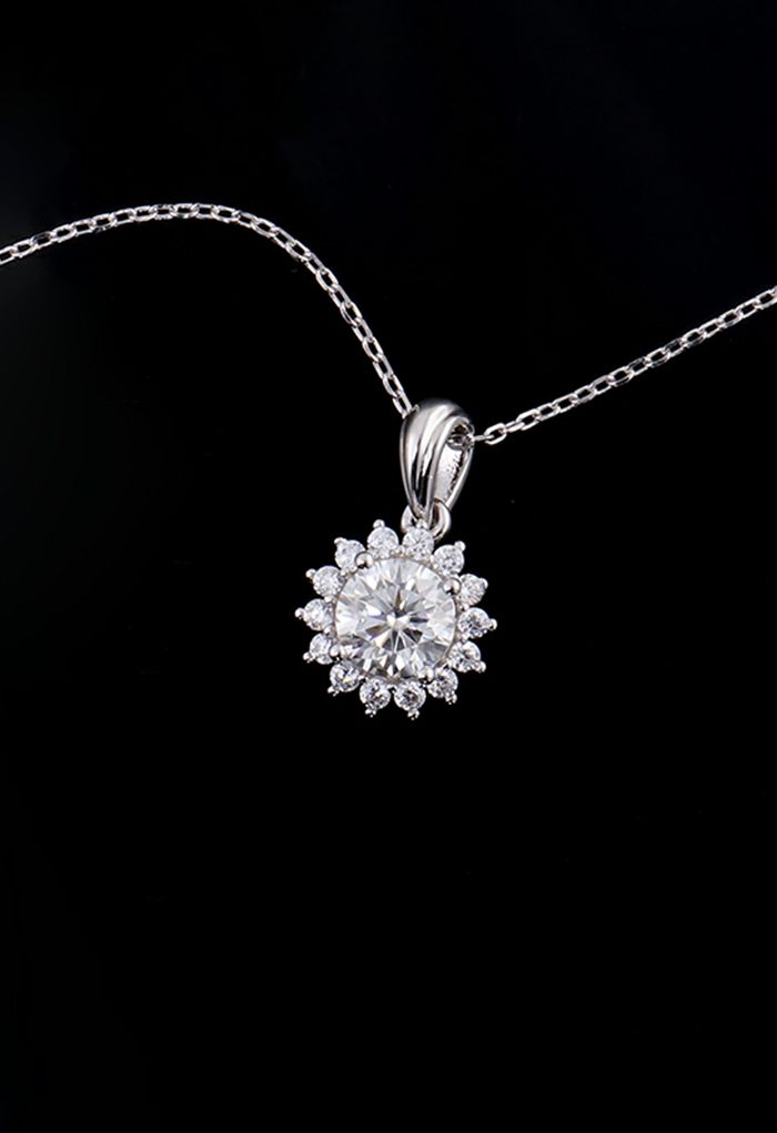 Star Pendant Moissanite Diamond Necklace