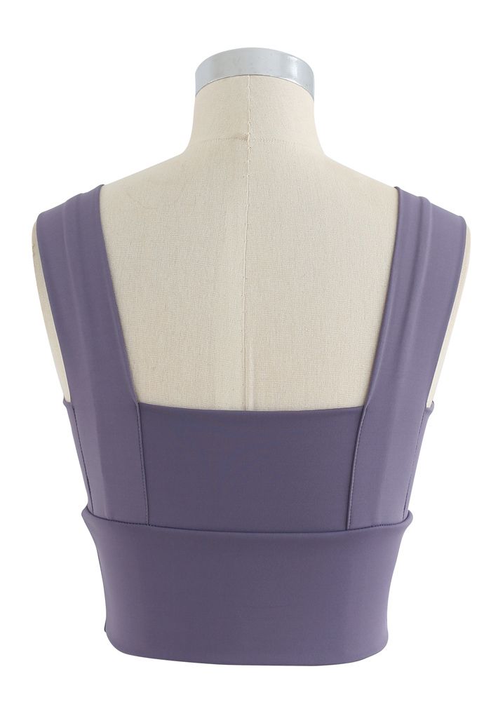 Strappy Seam Detail Medium-Impact Sports Bra in Purple