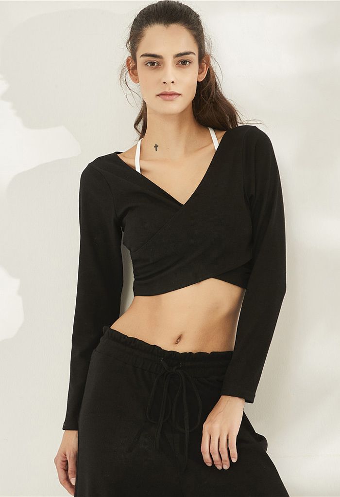 Crisscross Front Long Sleeves Ribbed Top in Black