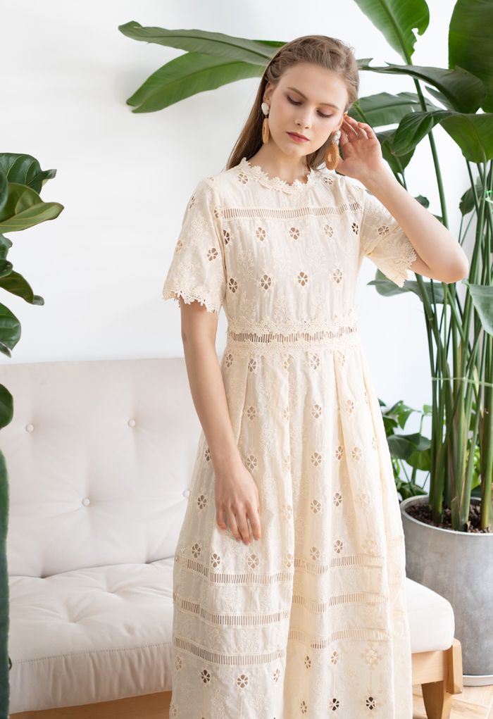 Short Sleeve Embroidered Crochet Dress