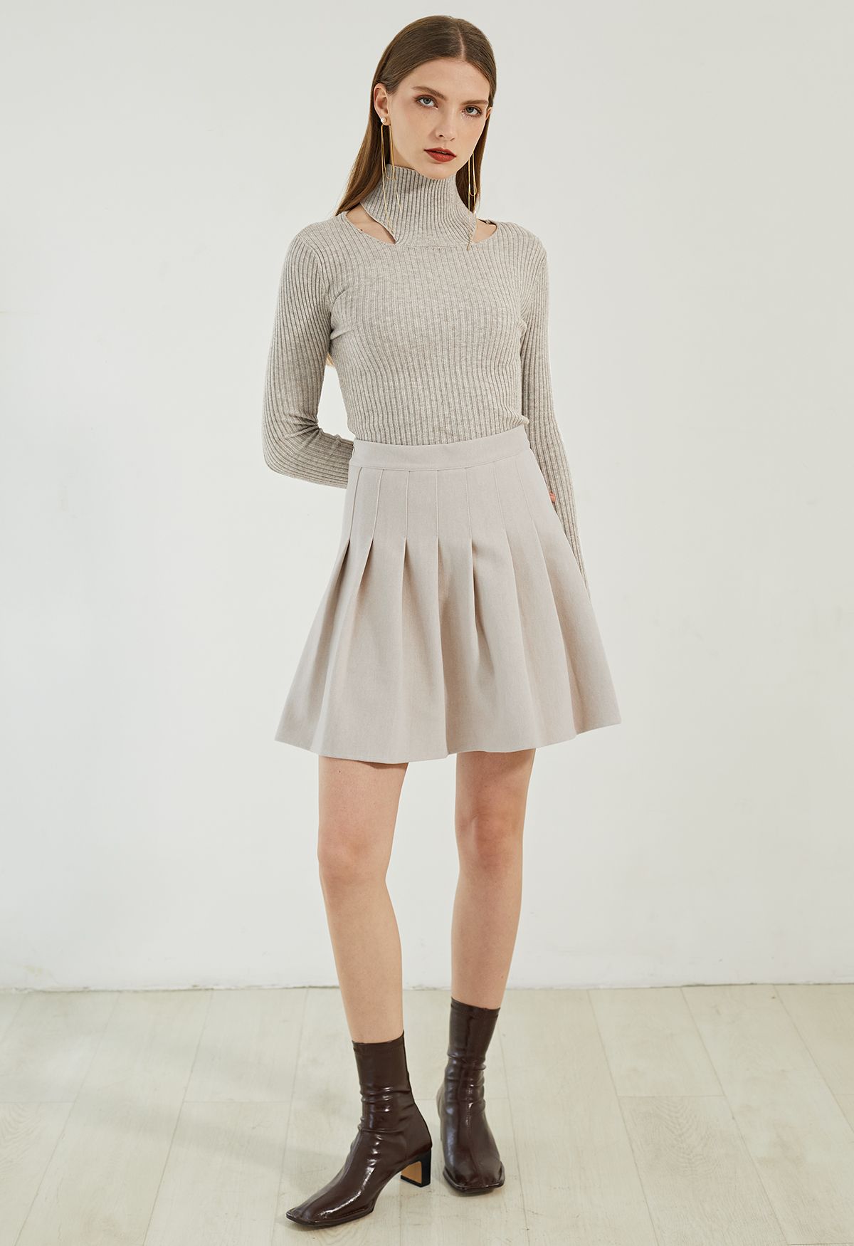 High Waist Wool-Blend Pleated Skater Skirt in Ivory