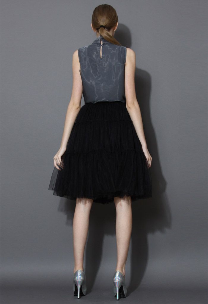 Amore Tulle Midi Skirt in Black