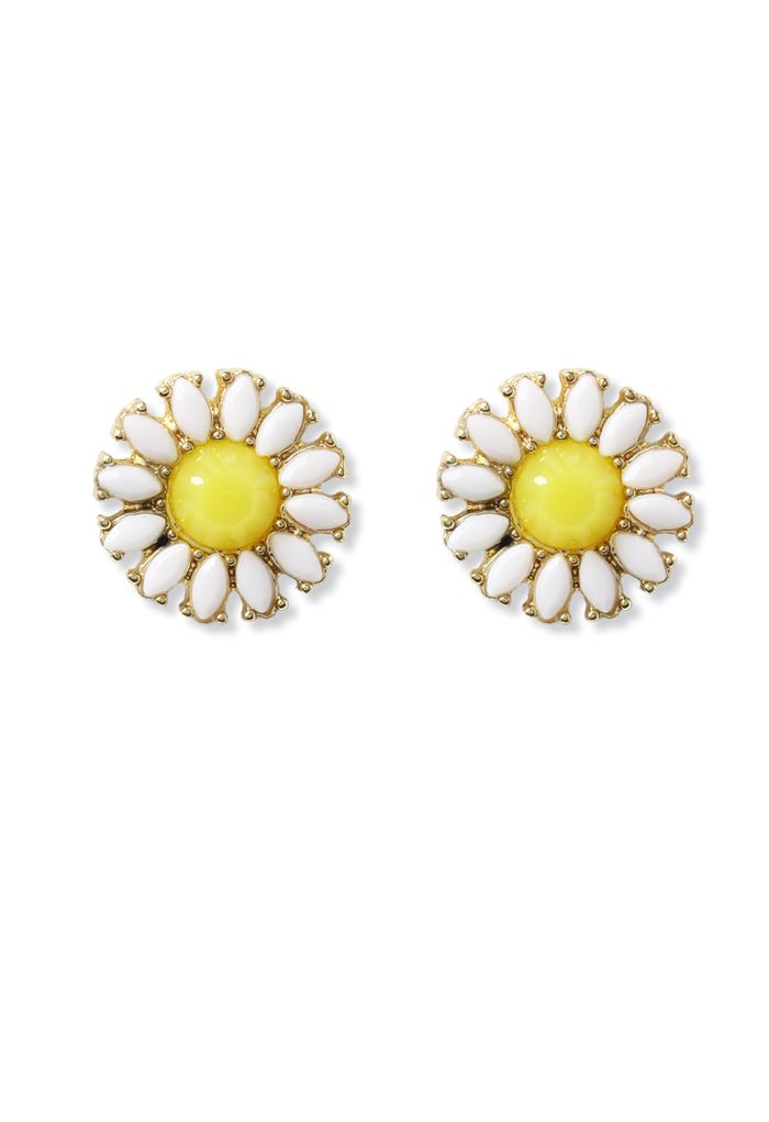 Cheerful Daisy Beads Stud Earrings