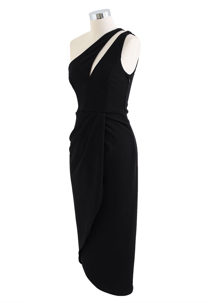 Cutout One-Shoulder Flap Bodycon Dress in Black