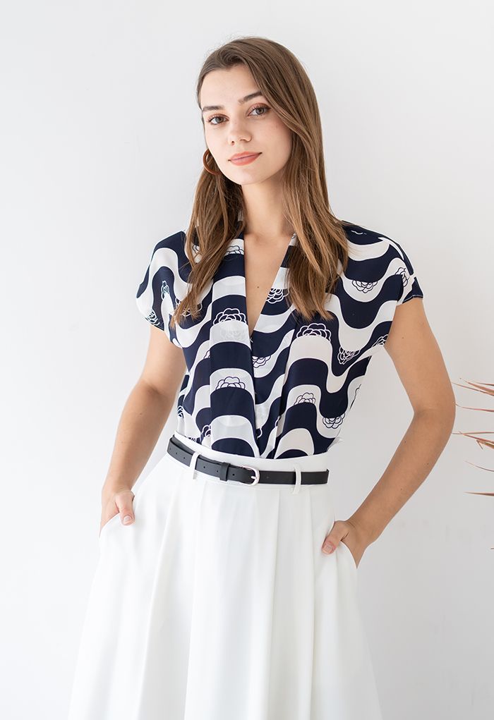 Floral Wavy Print Surplice Neck Sleeveless Top in Navy