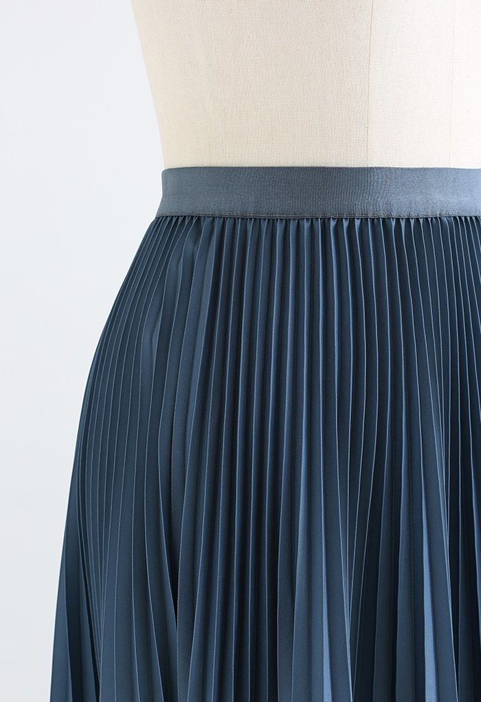 Blue Gradient Pleated Midi Skirt