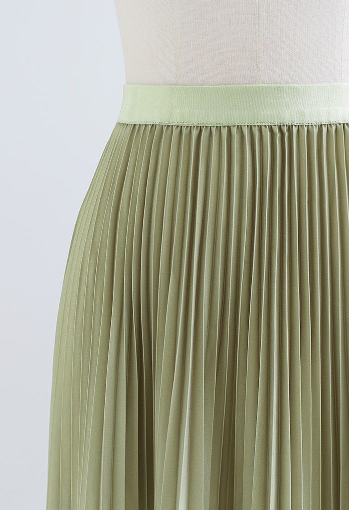 Moss Green Gradient Pleated Midi Skirt