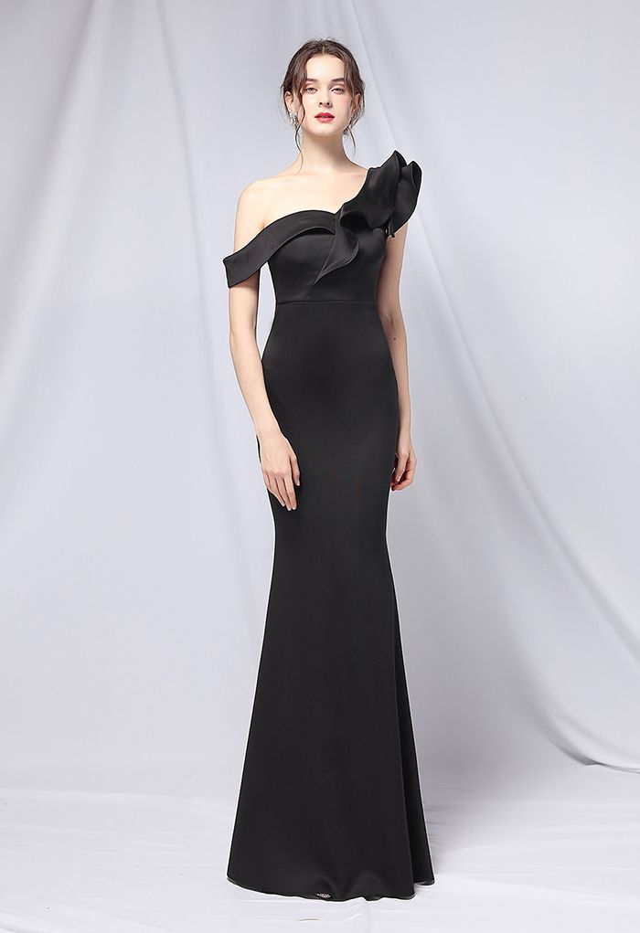 Ruffle One-Shoulder Mermaid Satin Gown in Black