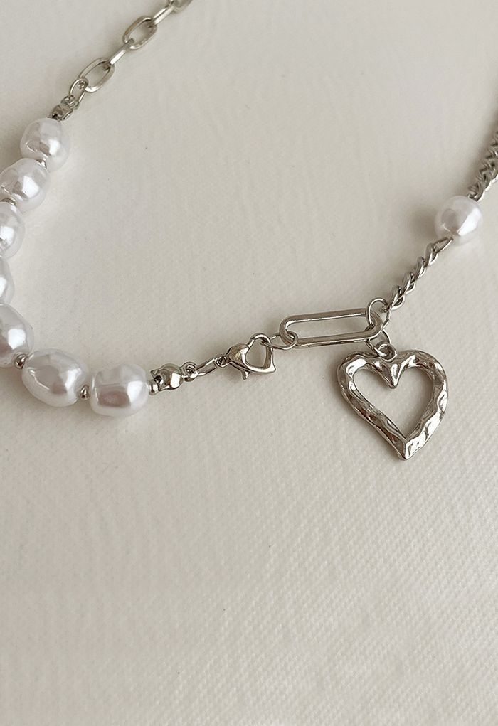 Hollow Heart Spliced Pearl Necklace