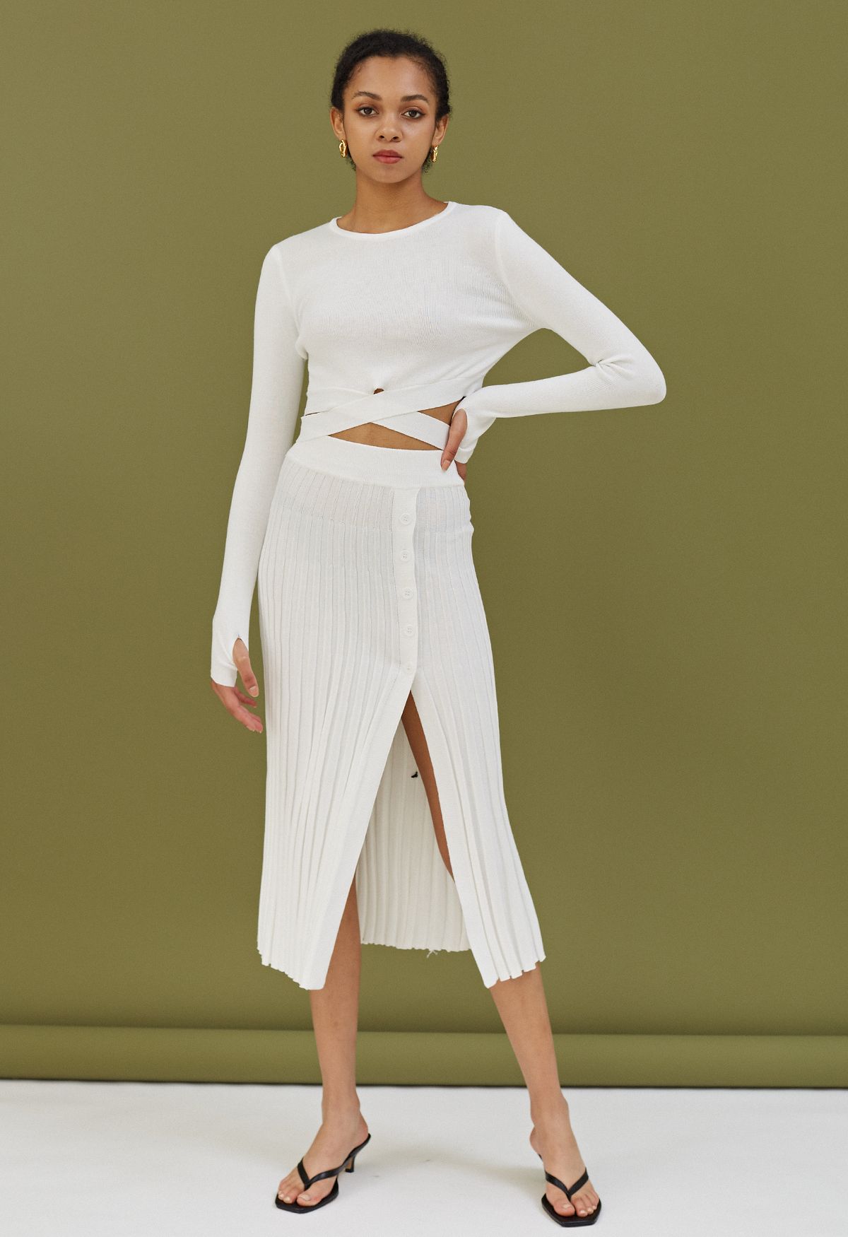 Buttoned Front Slit Rib Knit Skirt in White