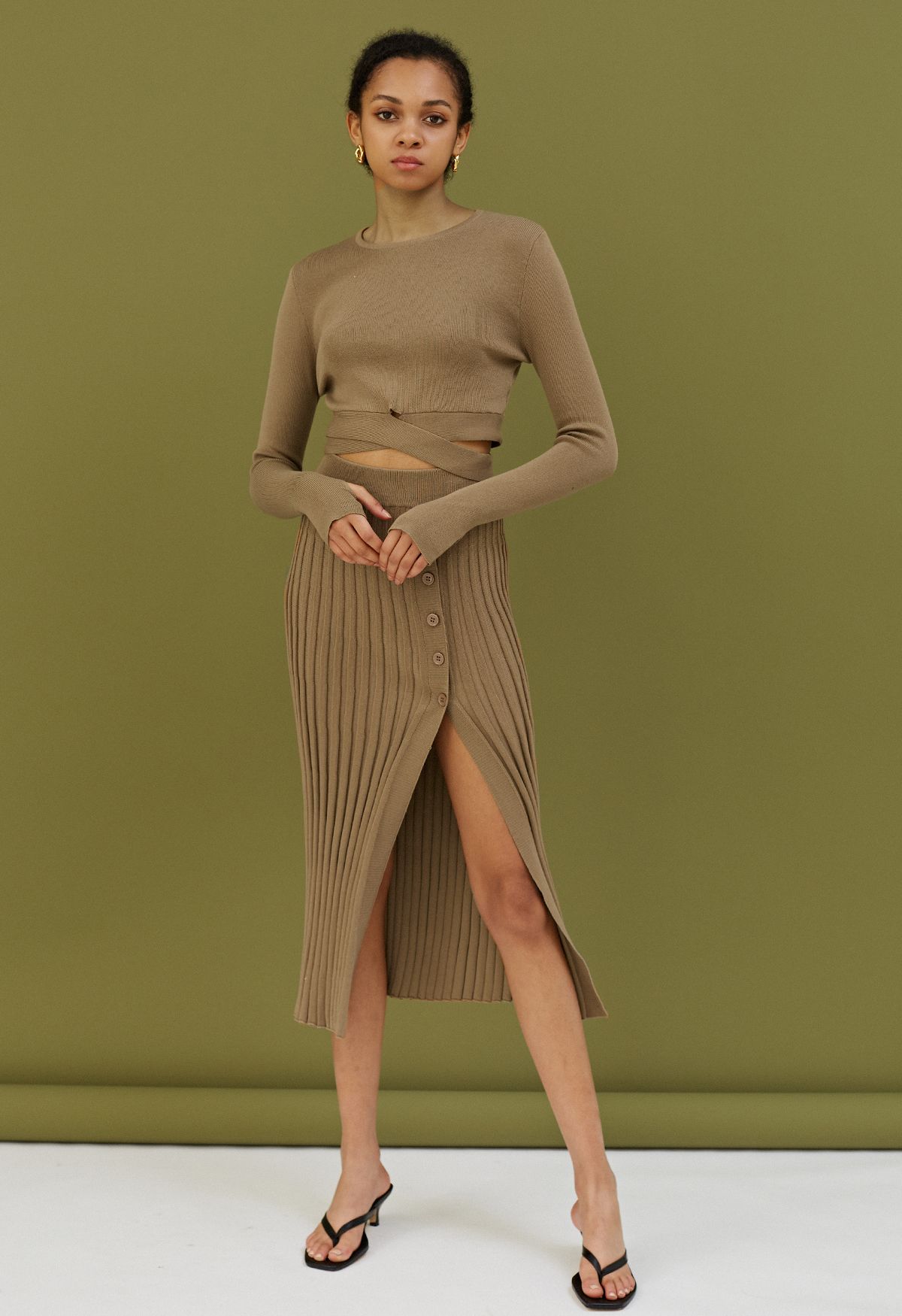 Buttoned Front Slit Rib Knit Skirt in Tan