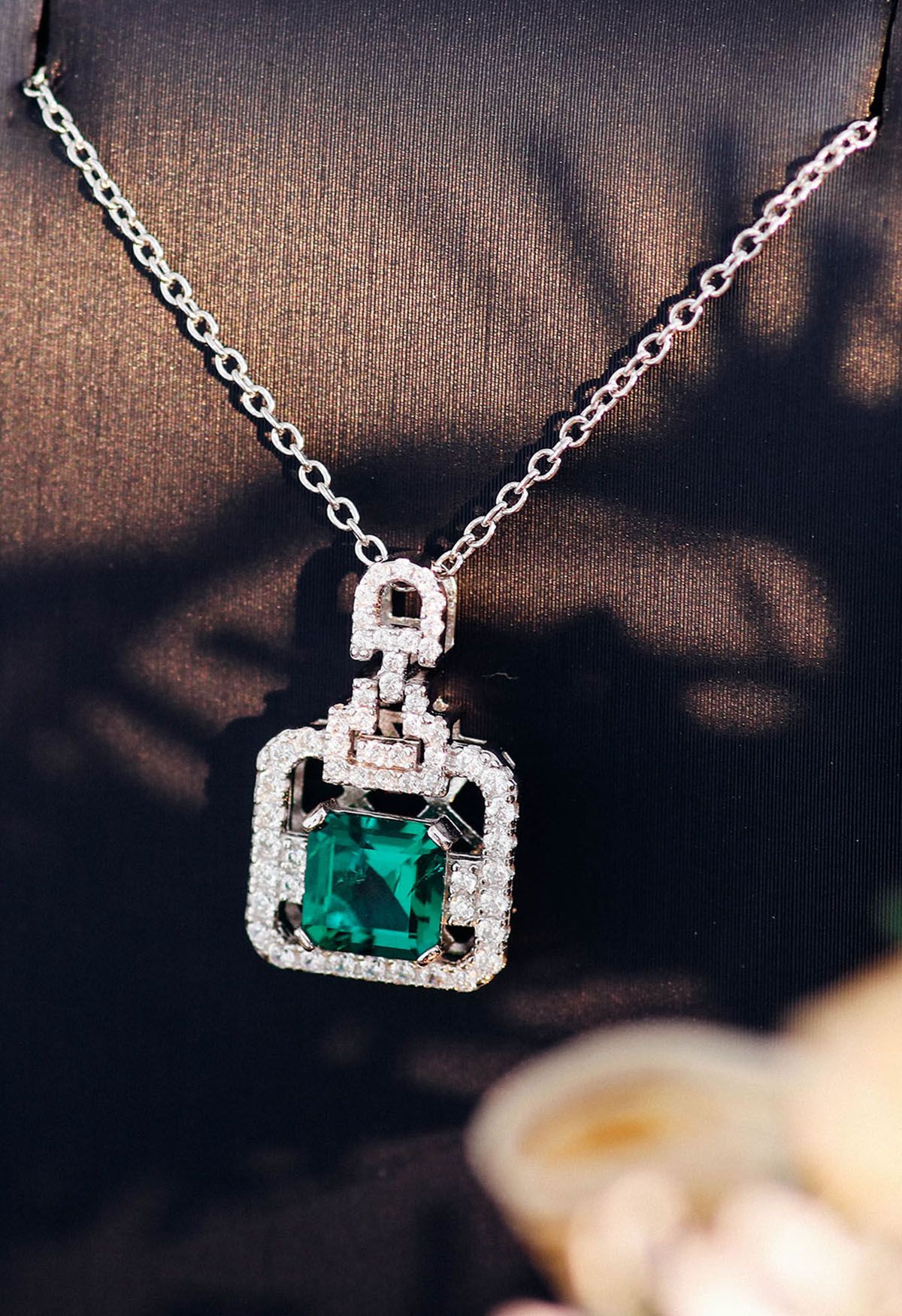 Asscher Cut Emerald Gem Necklace