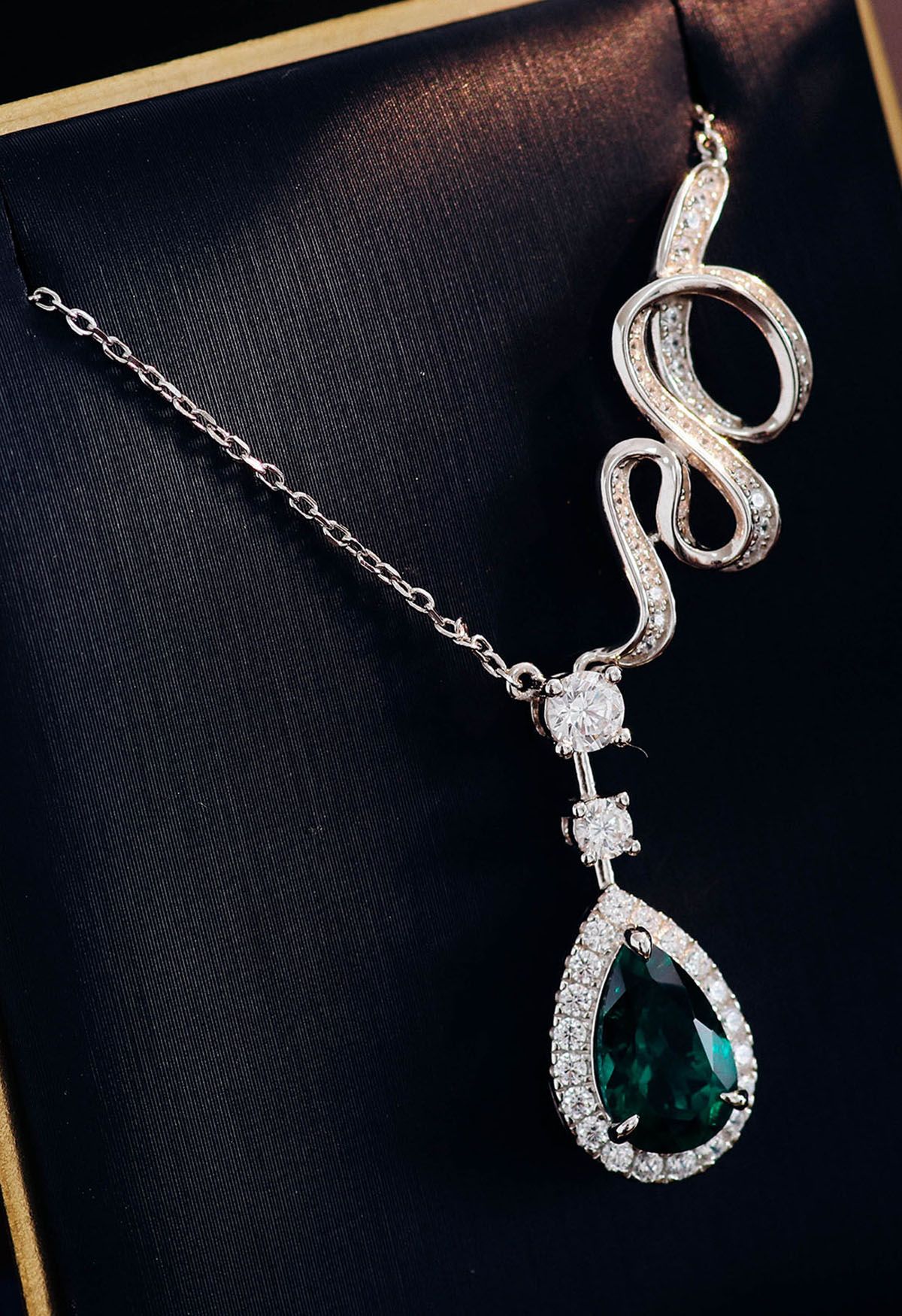 Pear Shape Halo Emerald Gem Necklace