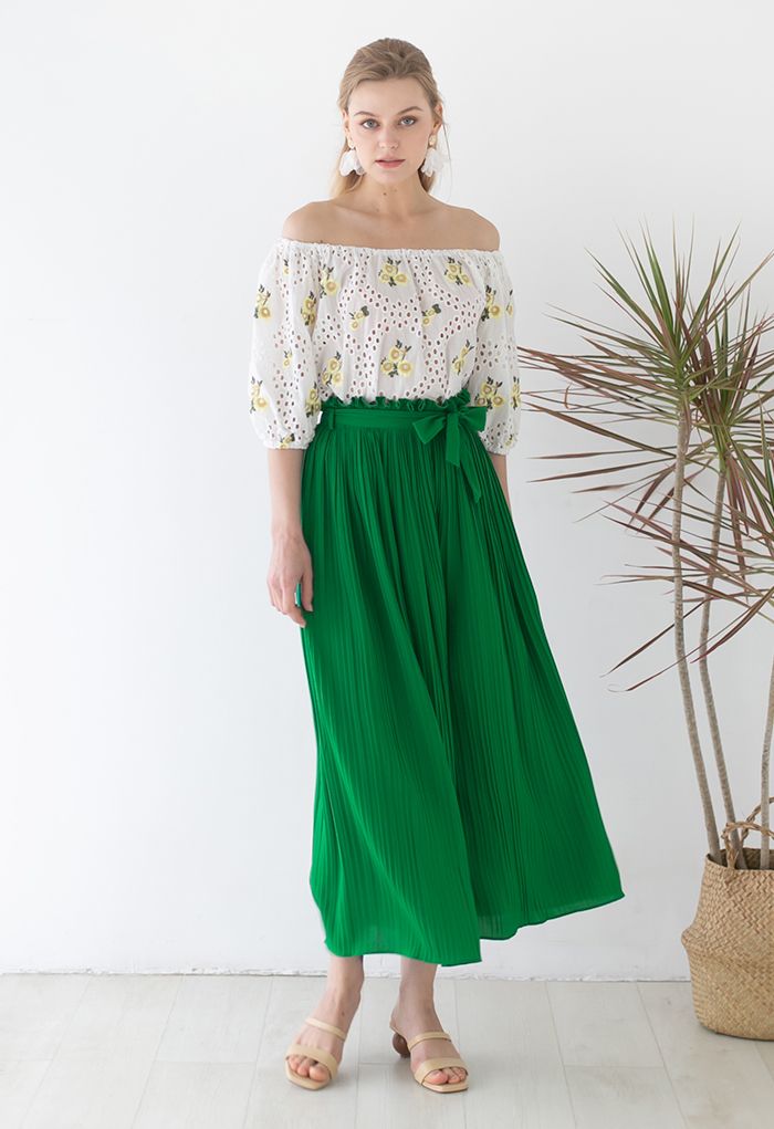 Tie-Waist Pleated Wide Leg Pants in Green